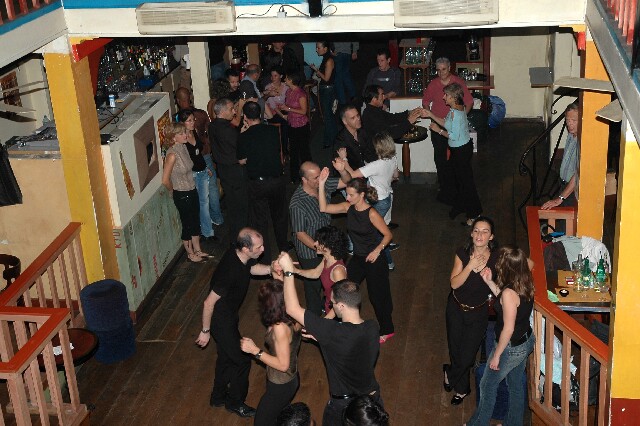 min 2006 10 03 latino 093